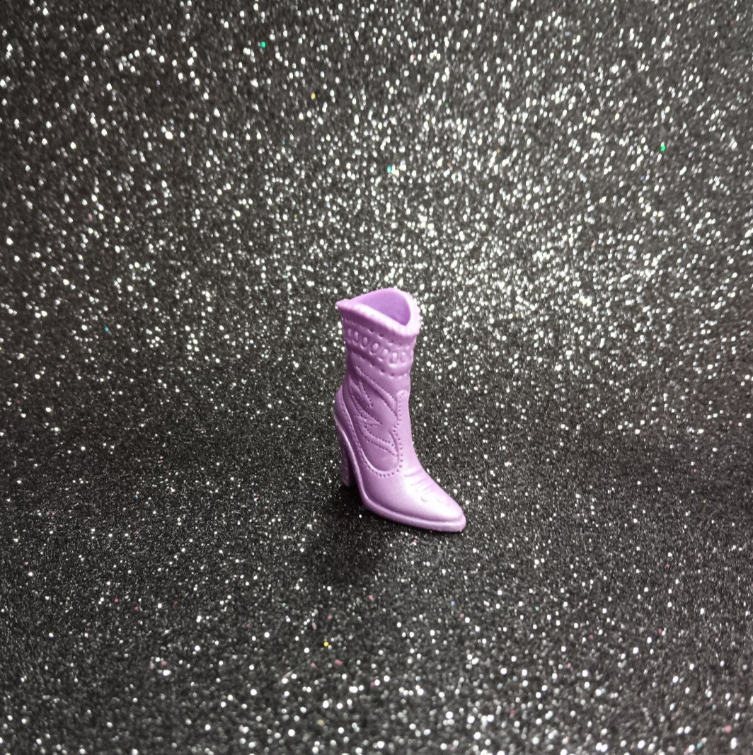 Barbie Fashionistas Fashion Fever Lavender Butterfly Boot
