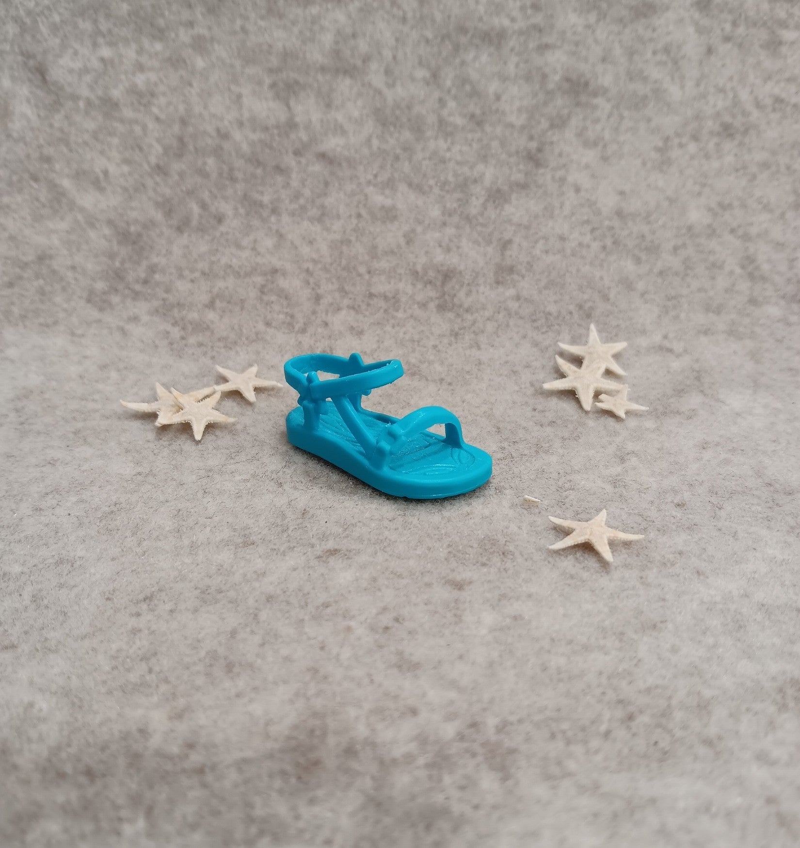 My Scene Barbie Boy Doll Turquoise Sandal (Right Shoe)