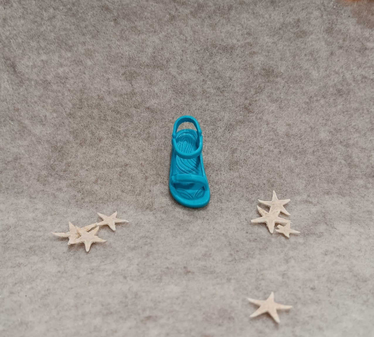 My Scene Barbie Boy Doll Turquoise Sandal (Right Shoe)