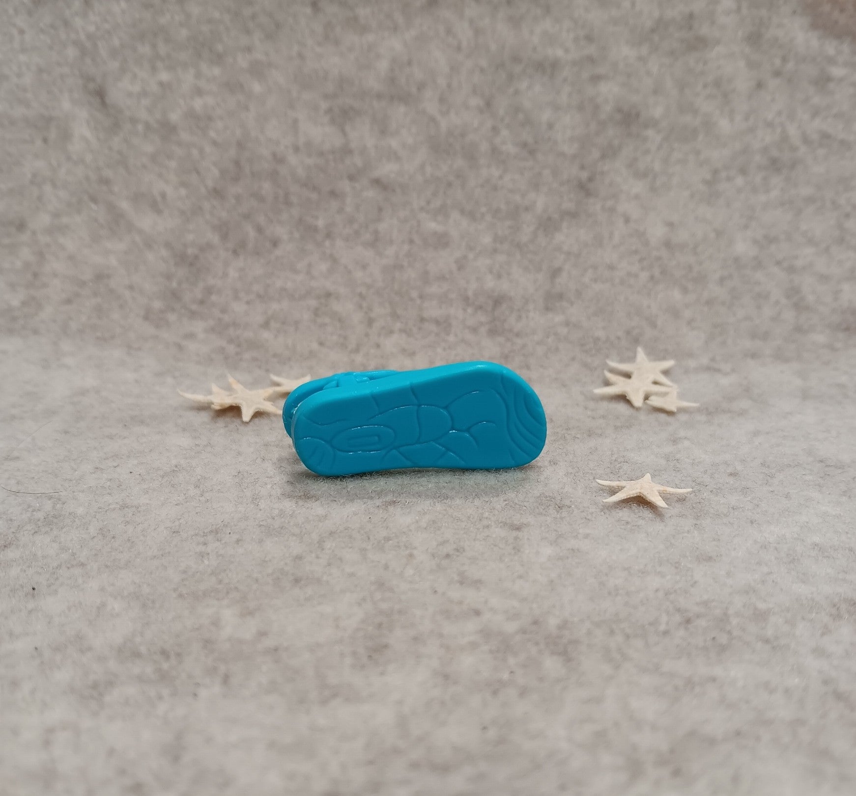 My Scene Barbie Boy Doll Turquoise Sandal (Right Shoe)