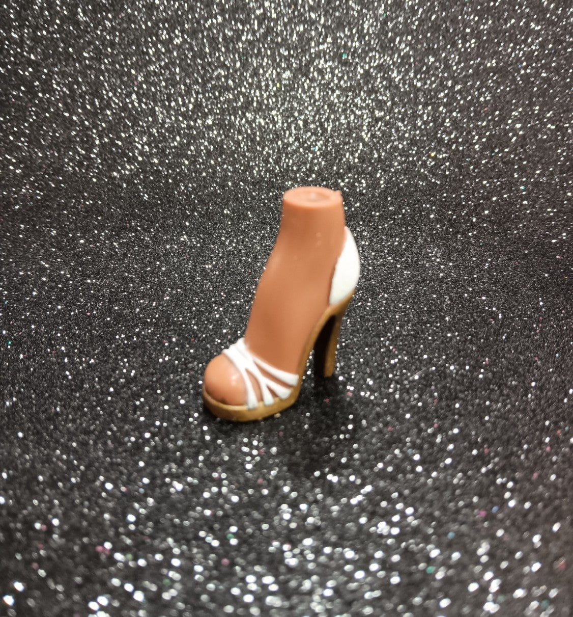 G1 Bratz Strappy White and Gold High Heel