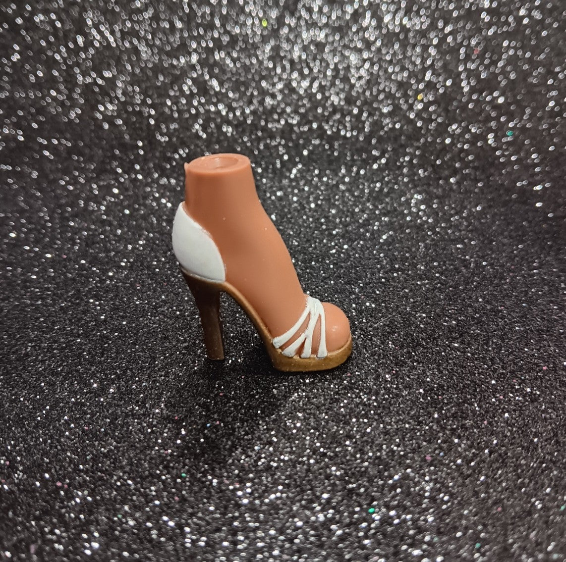 G1 Bratz Strappy White and Gold High Heel