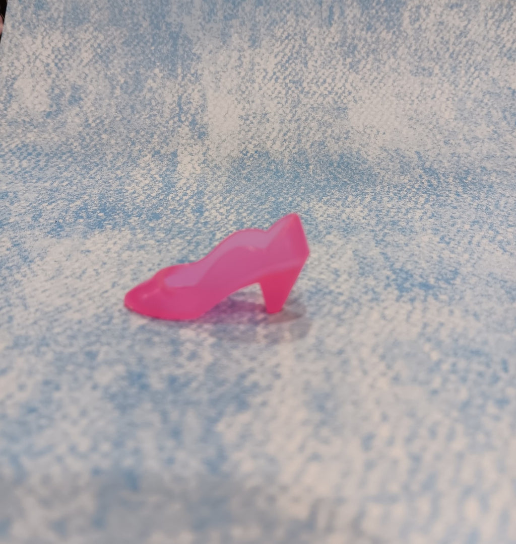 Jem and the Holograms Vintage Translucent Hot Pink Scallop side Pump