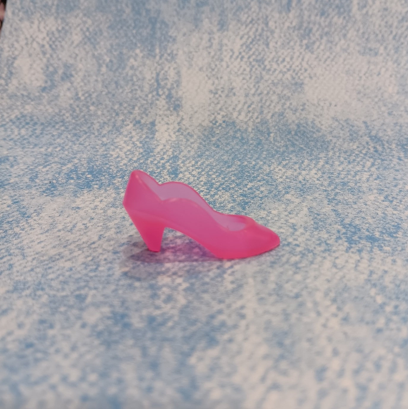 Jem and the Holograms Vintage Translucent Hot Pink Scallop side Pump