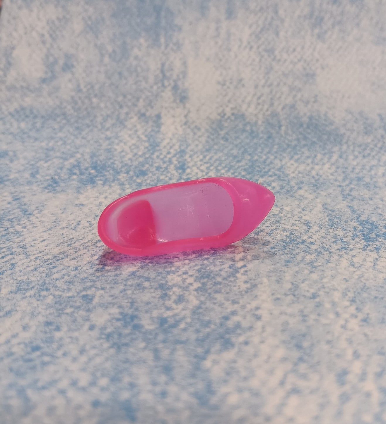 Jem and the Holograms Vintage Translucent Hot Pink Scallop side Pump