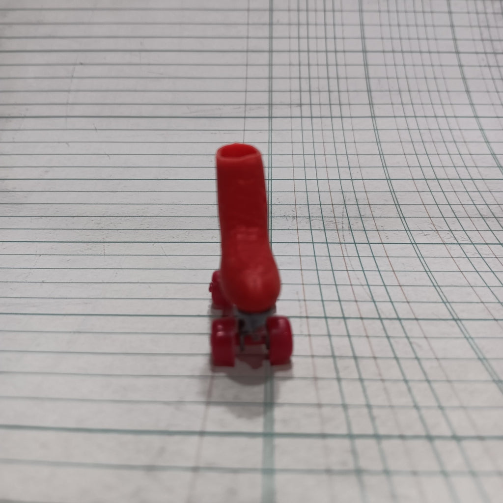 Vintage 1965 Skipper Red and Silver Roller Skate from "Skipper on Wheels" Fun Pack #1032