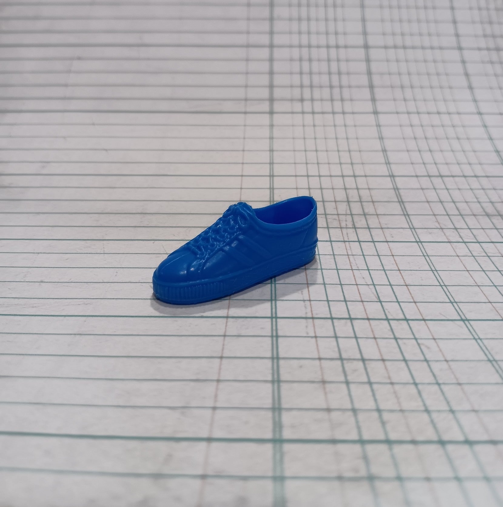Ken's Cool Career Baseball Blue Tennis Shoe c. 1991 #2950