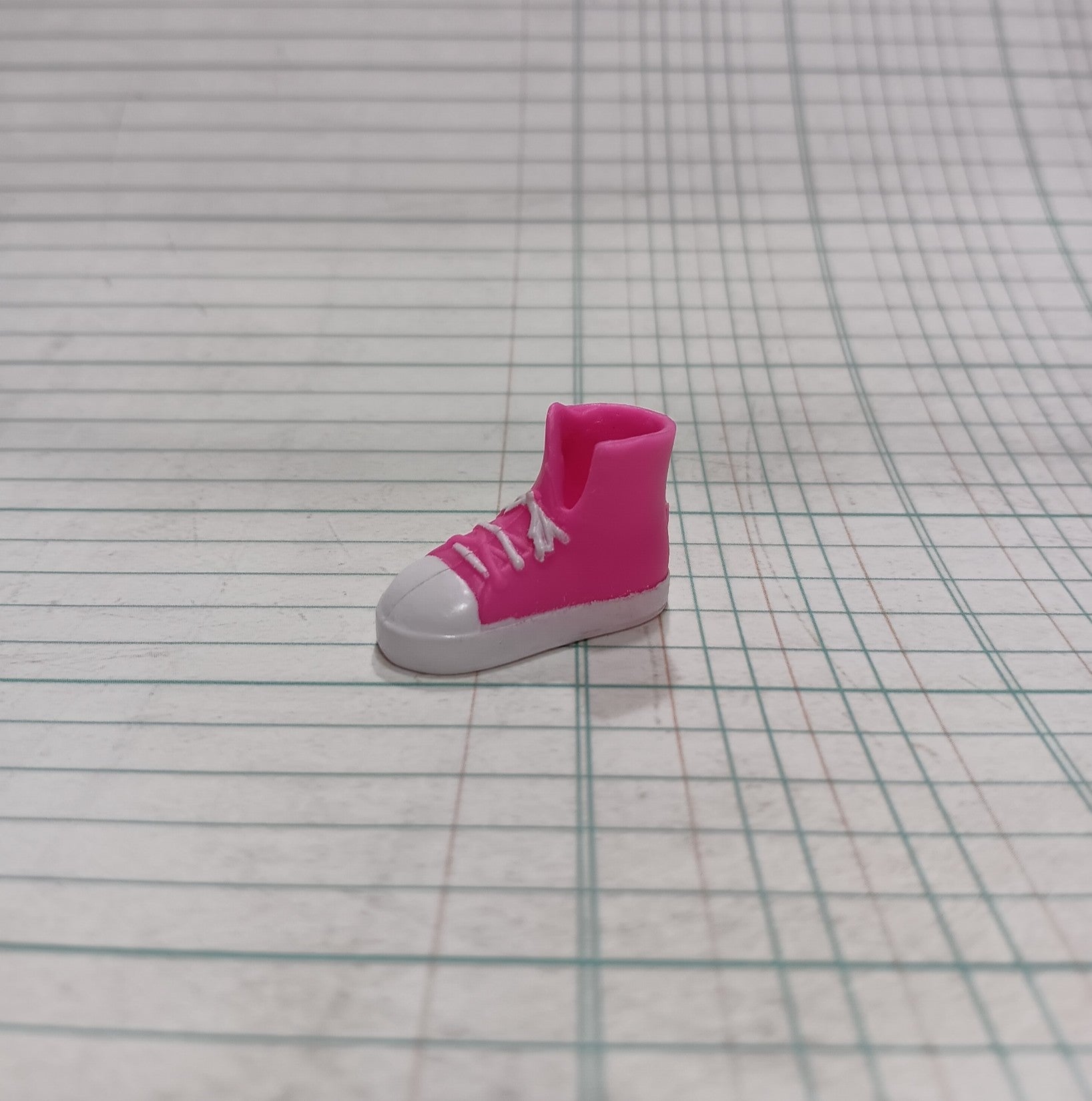 Jojo Siwa Nickelodeon "Hold the Drama" Doll's Pink Lace up Hi-Top