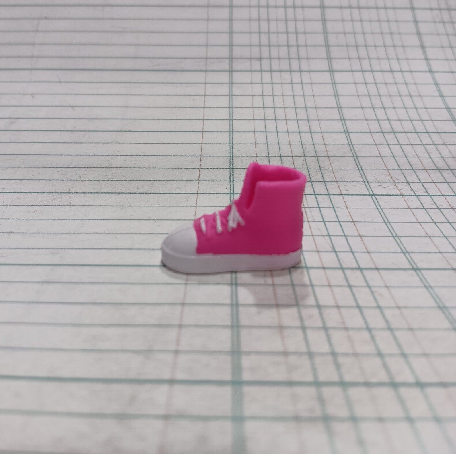 Jojo Siwa Nickelodeon "Hold the Drama" Doll's Pink Lace up Hi-Top
