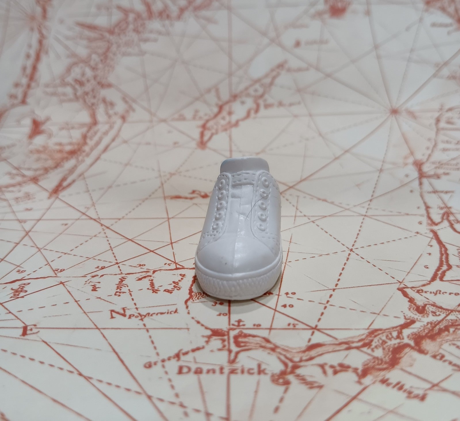 Ken Basic White Low Top Sneaker