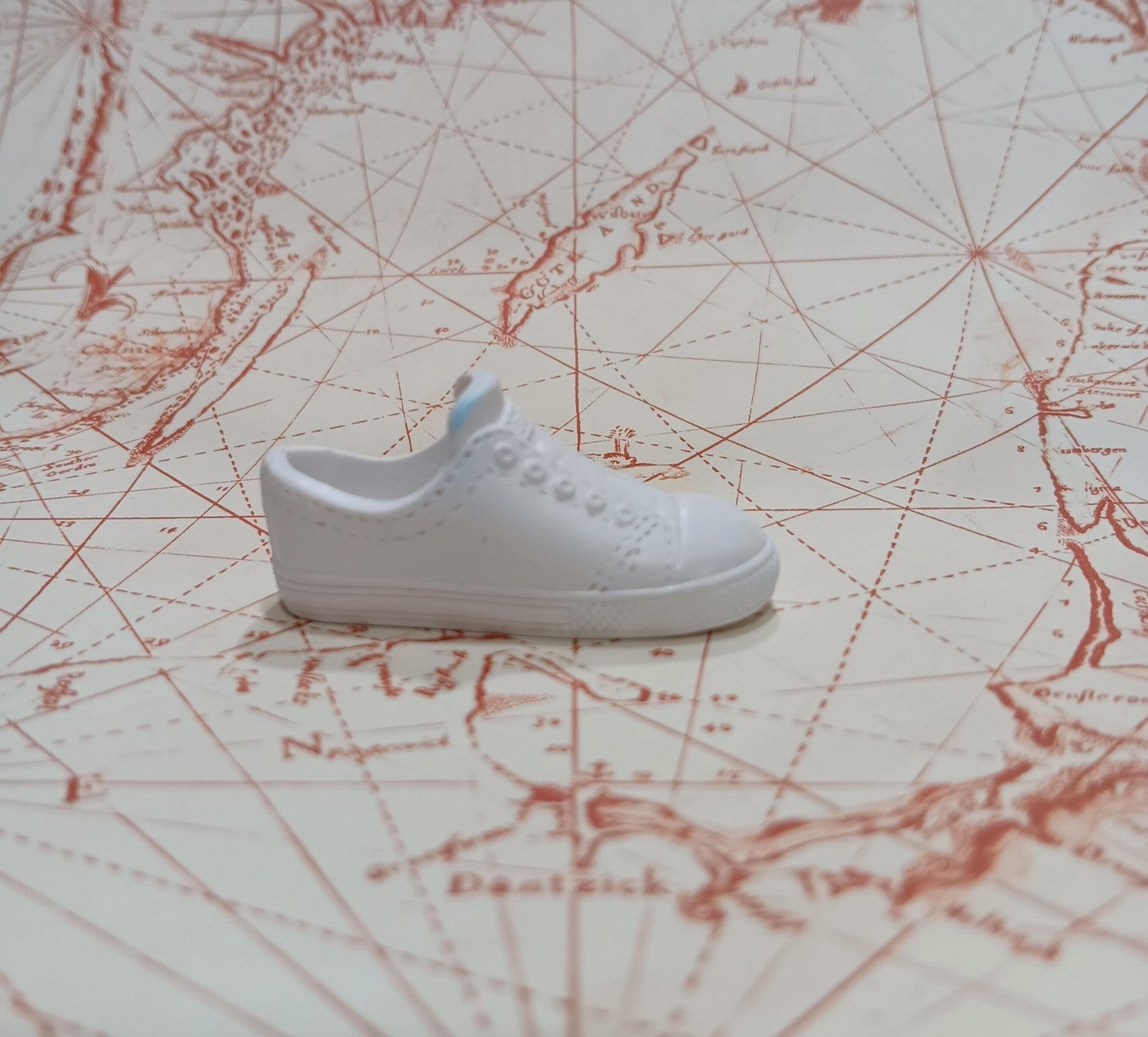 Ken Basic White Low Top Sneaker
