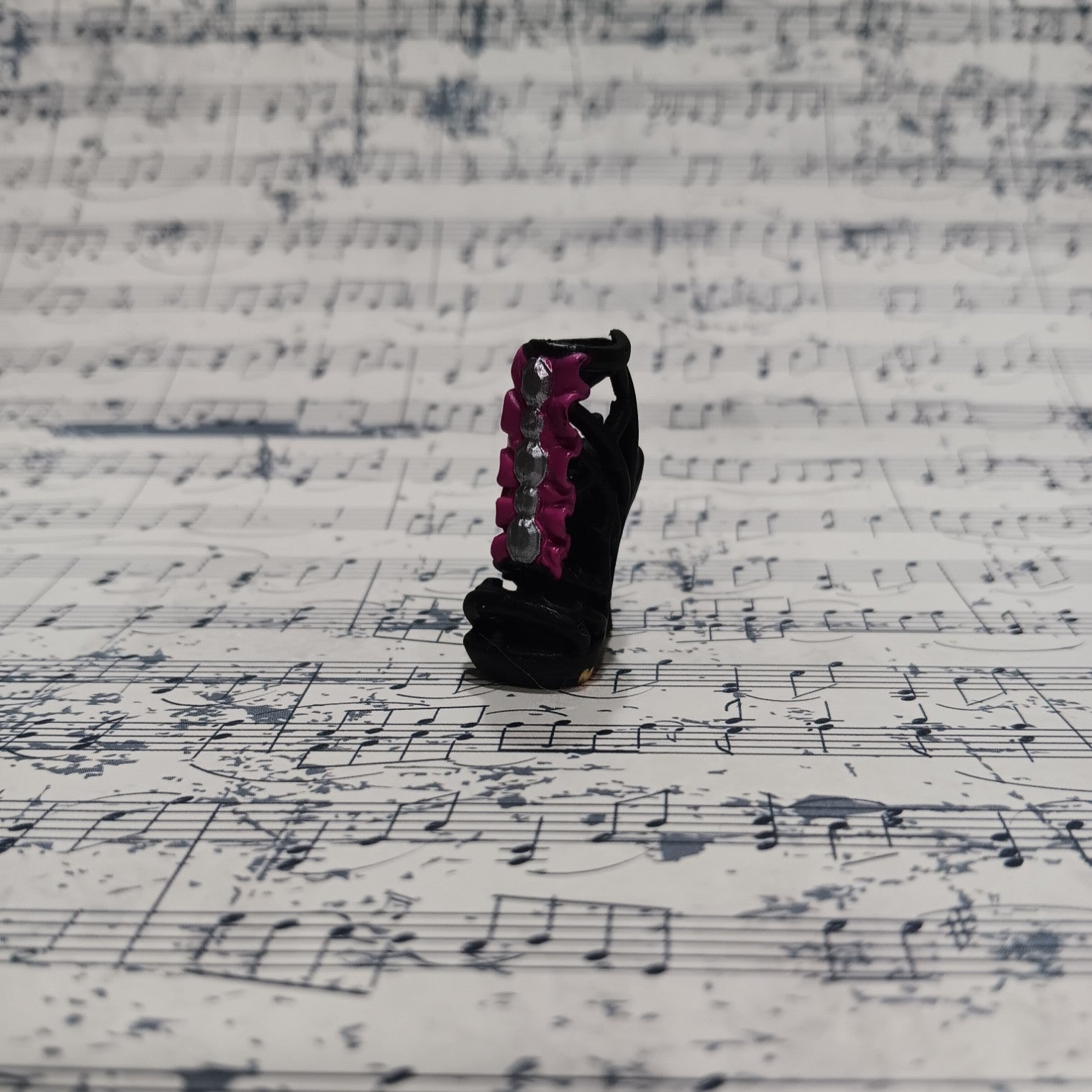 Ever After High Briar Beauty Legacy Day Rose Thorn Heel