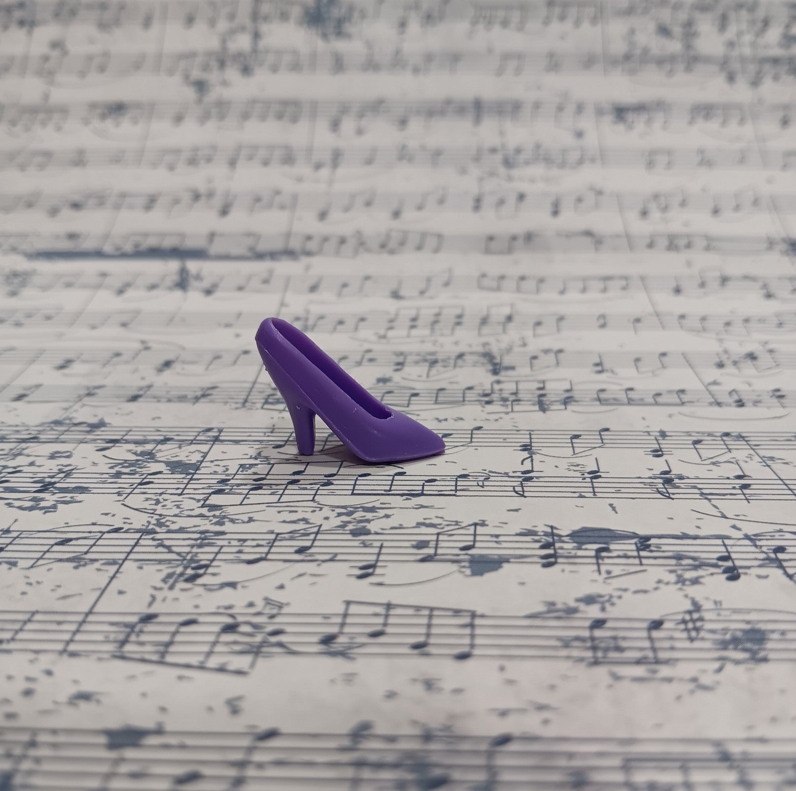 Vintage Barbie Classic Purple Pump