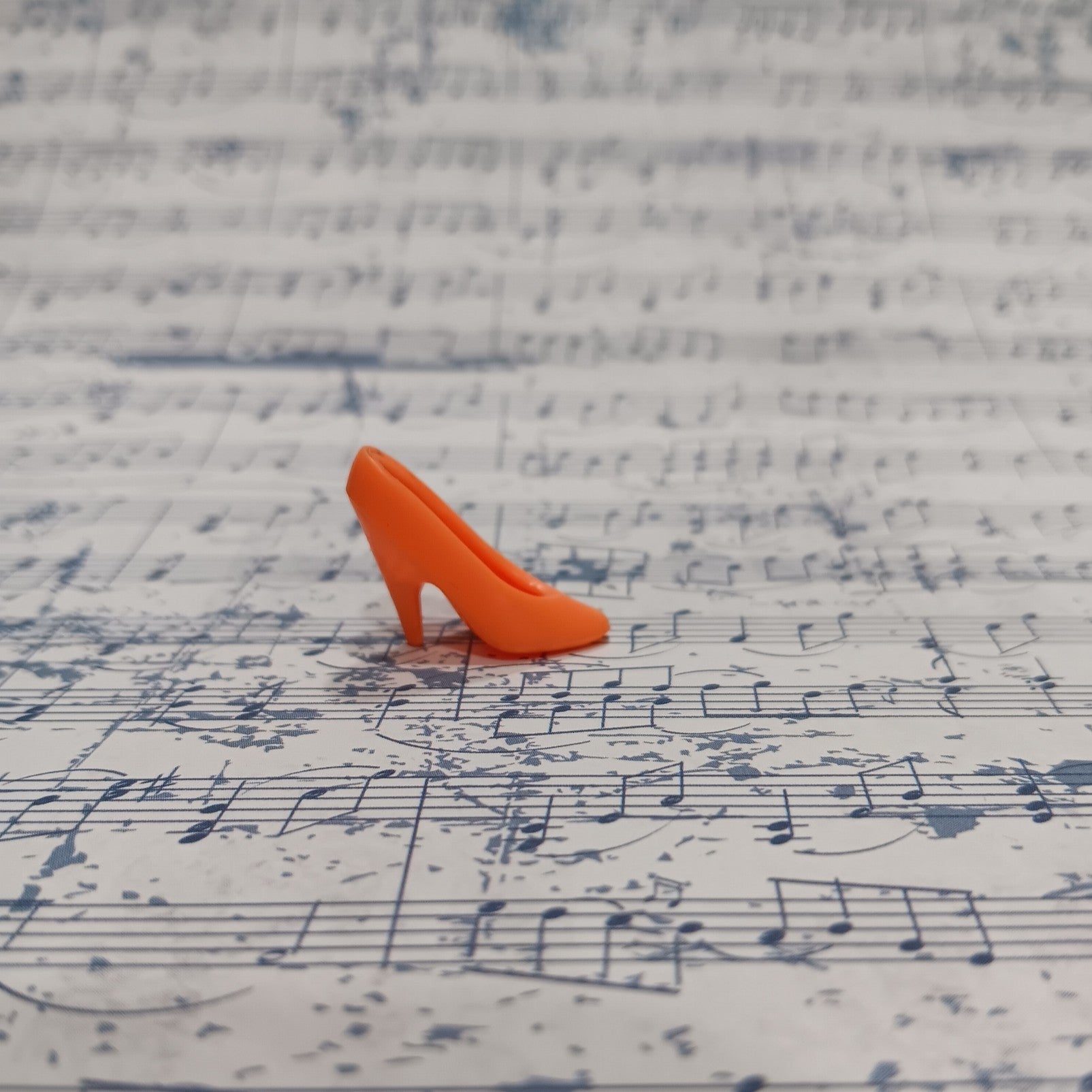Vintage Barbie Classic Orange Pump