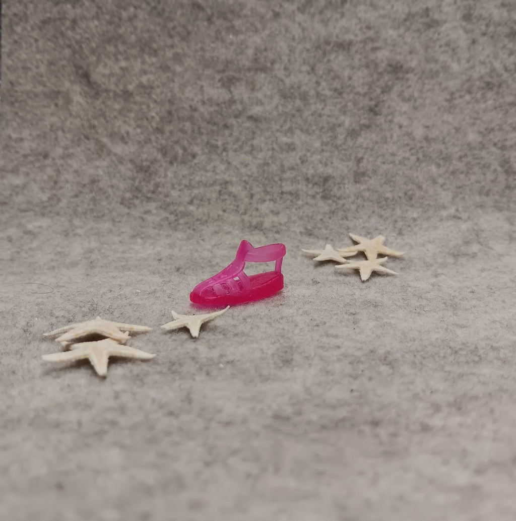 Skipper's Hot Pink Translucent Jelly Sandal