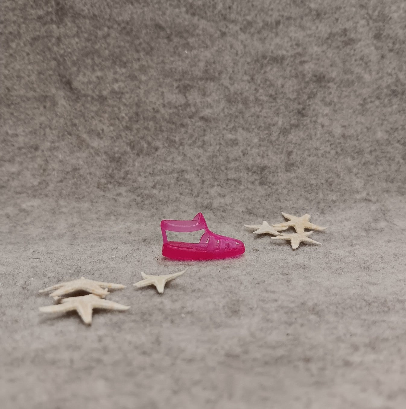Skipper's Hot Pink Translucent Jelly Sandal