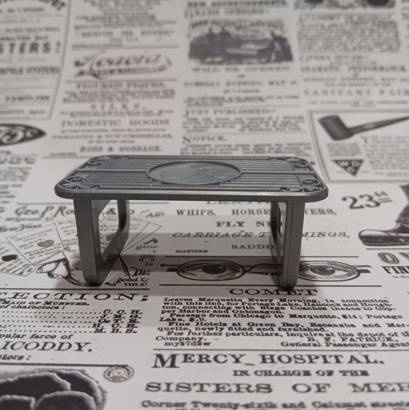 Barbie TV tray/Breakfast Lap Tray
