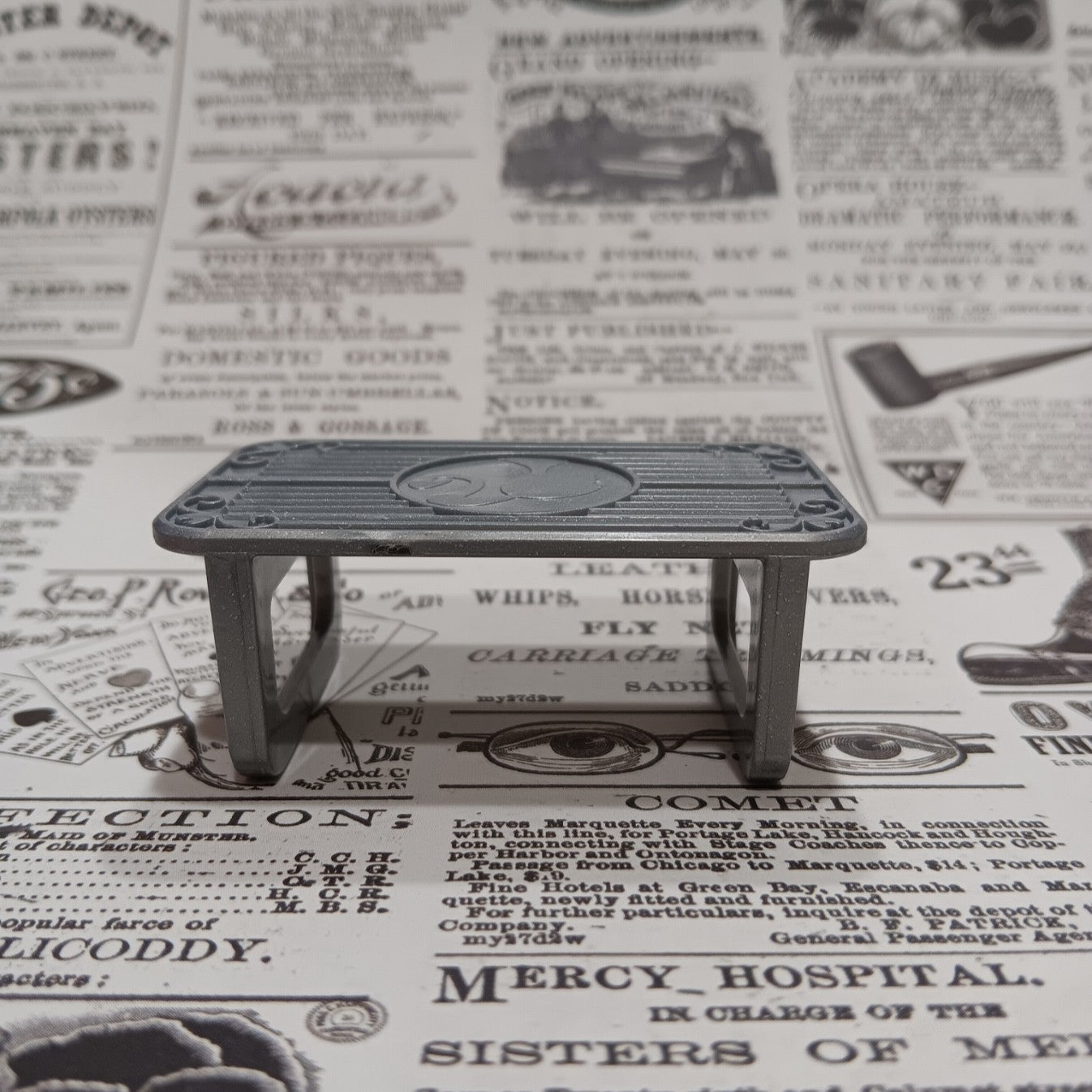 Barbie TV tray/Breakfast Lap Tray