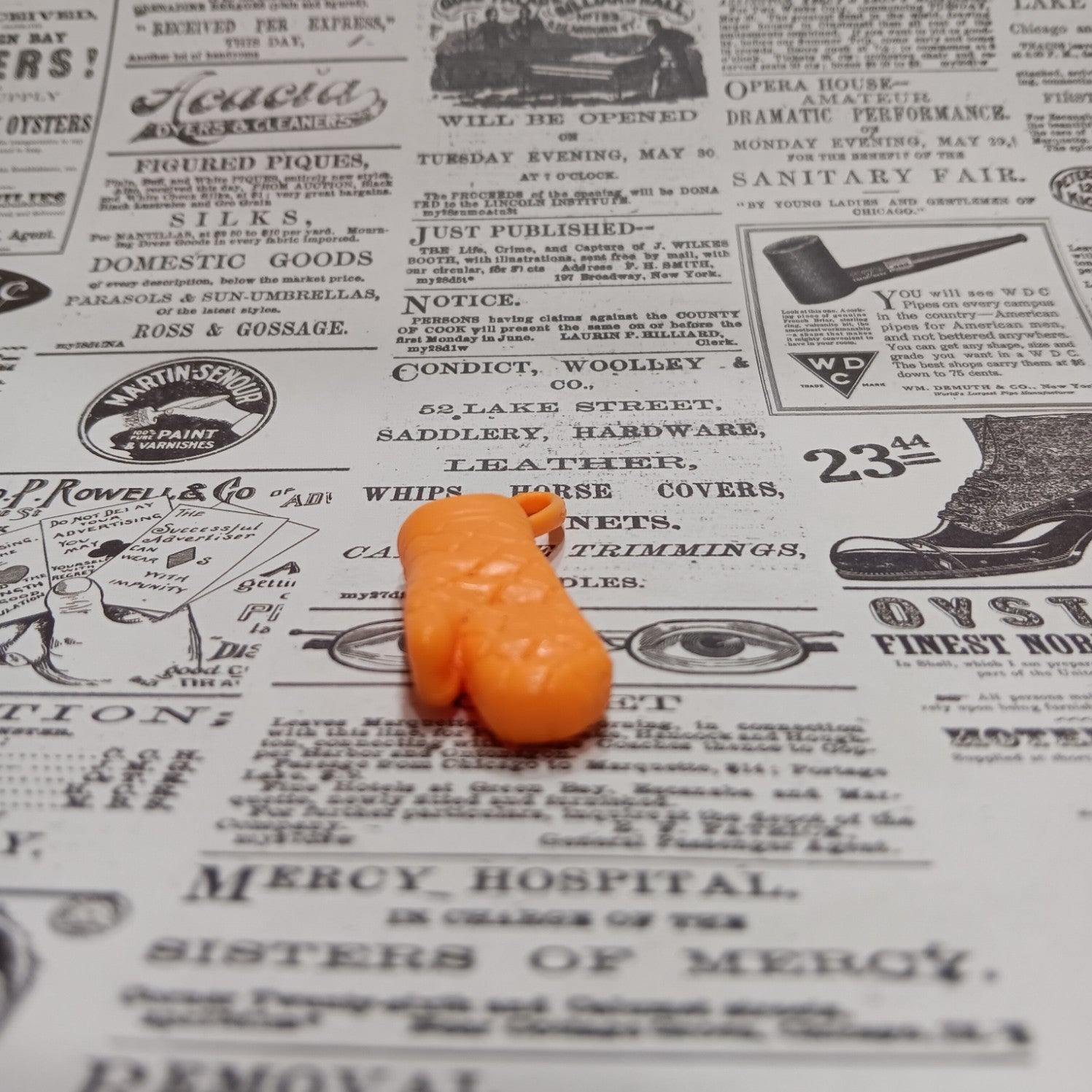 Barbie Orange Rubber Oven Mitt