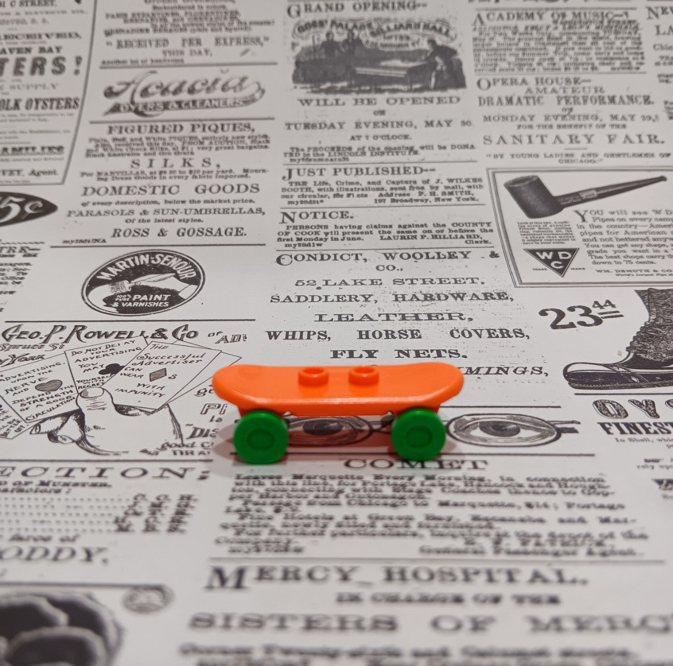 LEGO Minifigure Orange Skateboard with Green Wheels