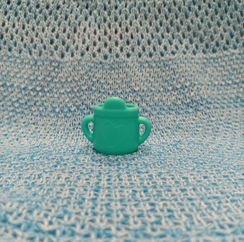 Little Live Pets Scruff-a-Luvs Babies Mint Green Sippy Cup