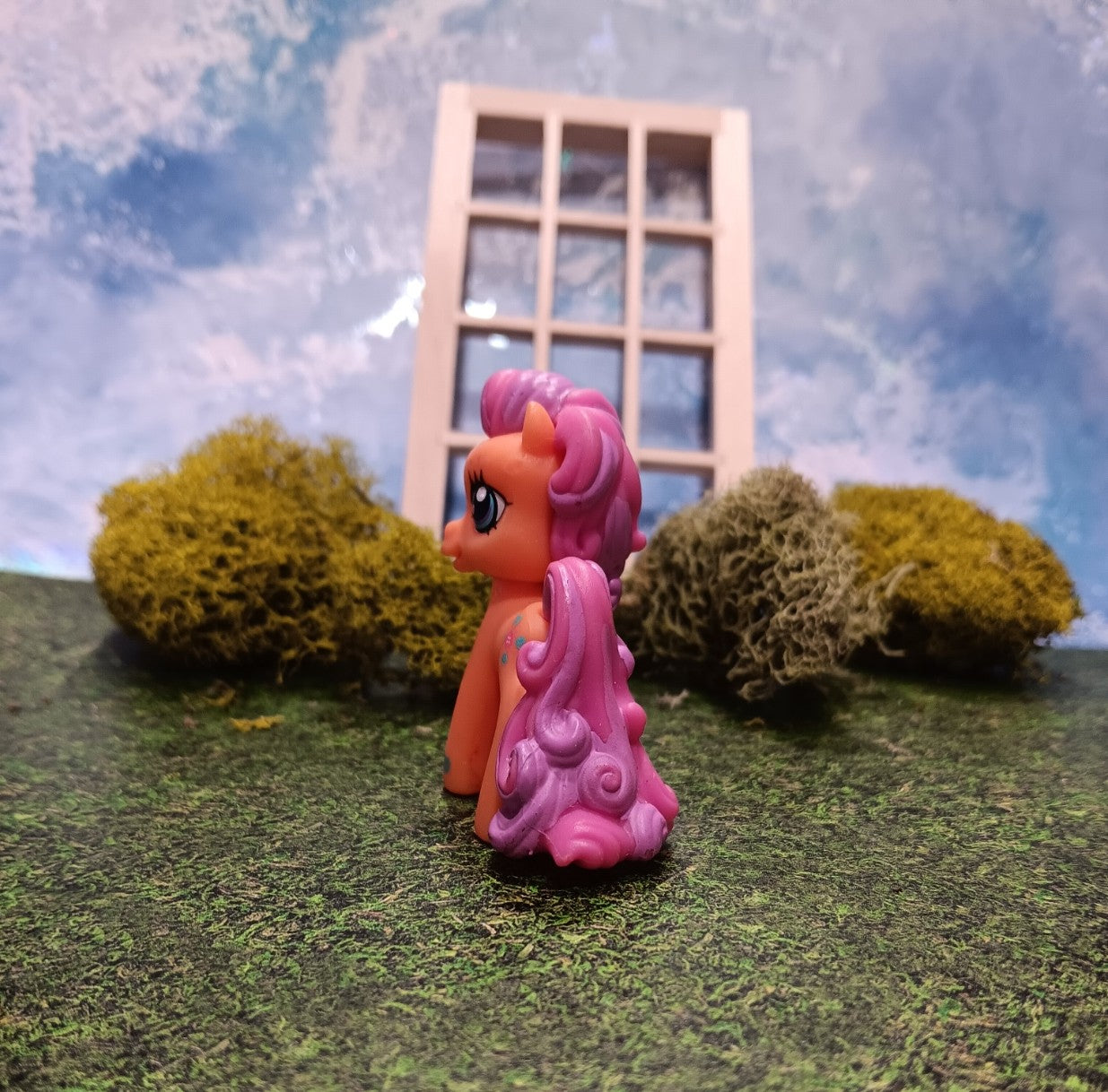 G3 My Little Pony Ponyville Sparkleworks figure