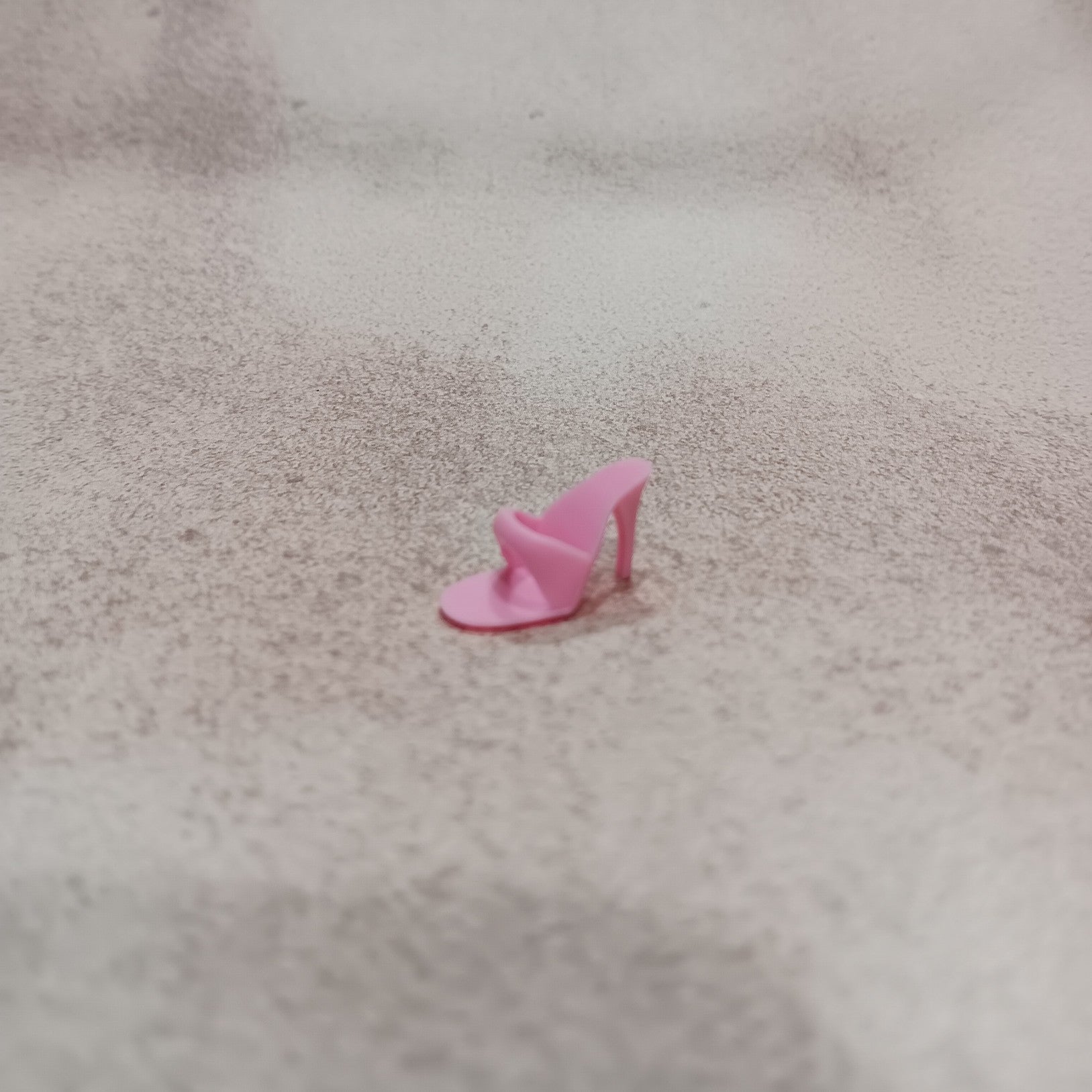 Vintage 1960's Barbie Rose Pink open toe heel