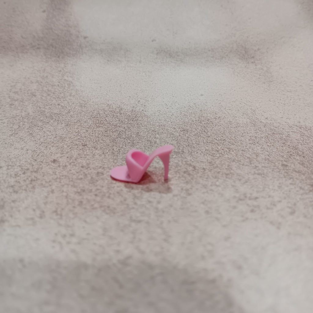 Vintage 1960's Barbie Rose Pink open toe heel