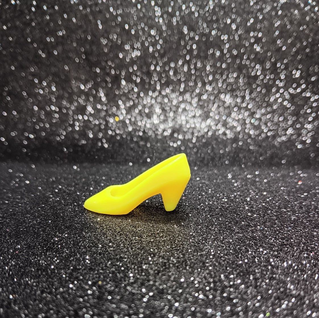 Jem & the Holograms Roxy's Neon Yellow Pump