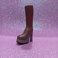 Bratz Funk 'N' Glow Yasmin doll boot