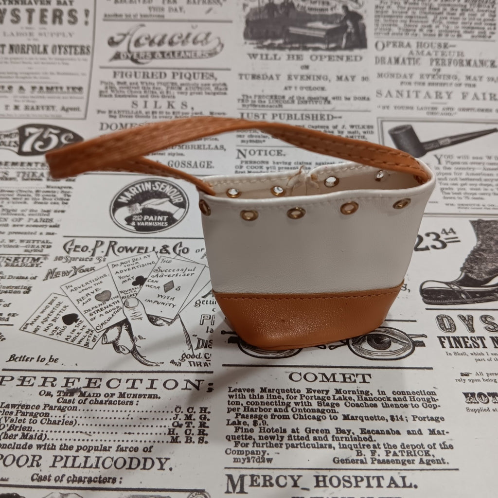 Mini Brands Fashion Bag Series 1 - White & Tan Bucket Bag
