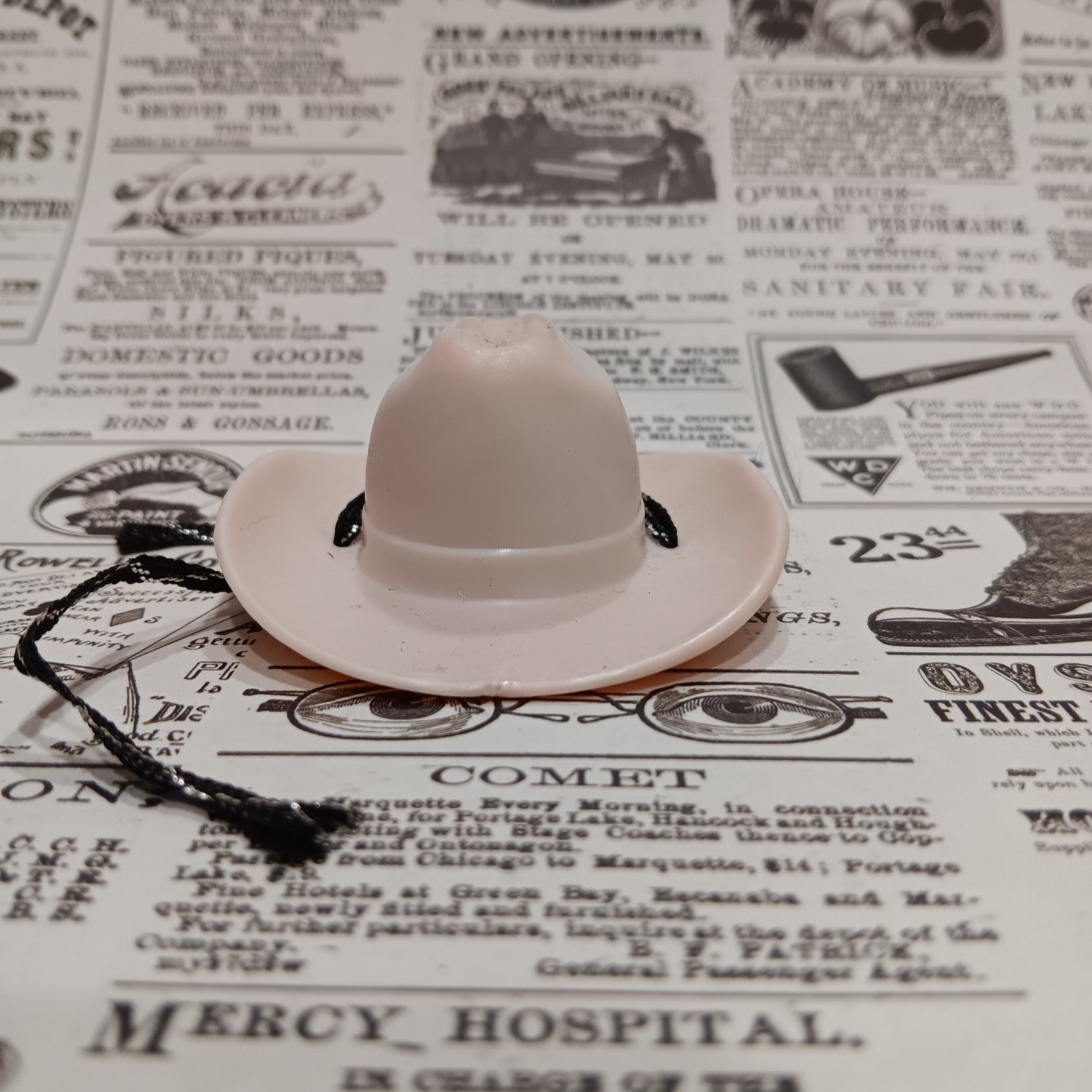 Superstar Era -Winking Western Barbie's Cowgirl Hat