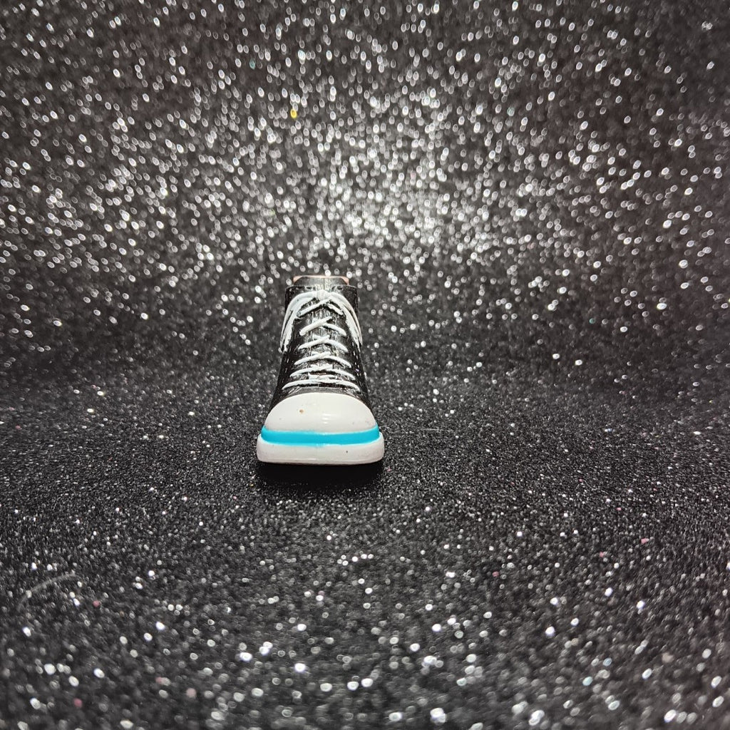 Bratz Play Sportz Sasha's Converse Style Black Sneaker