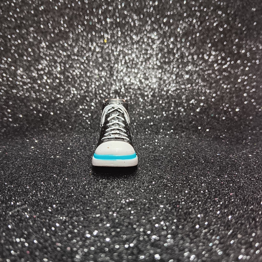 Bratz Play Sportz Sasha's Converse Style Black Sneaker