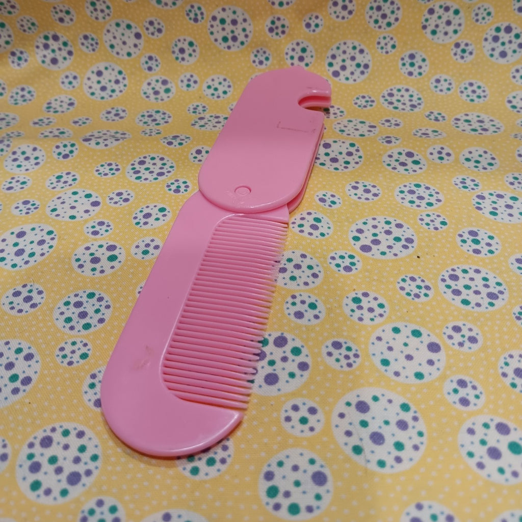 Vintage Superstar Barbie Era Folding Comb