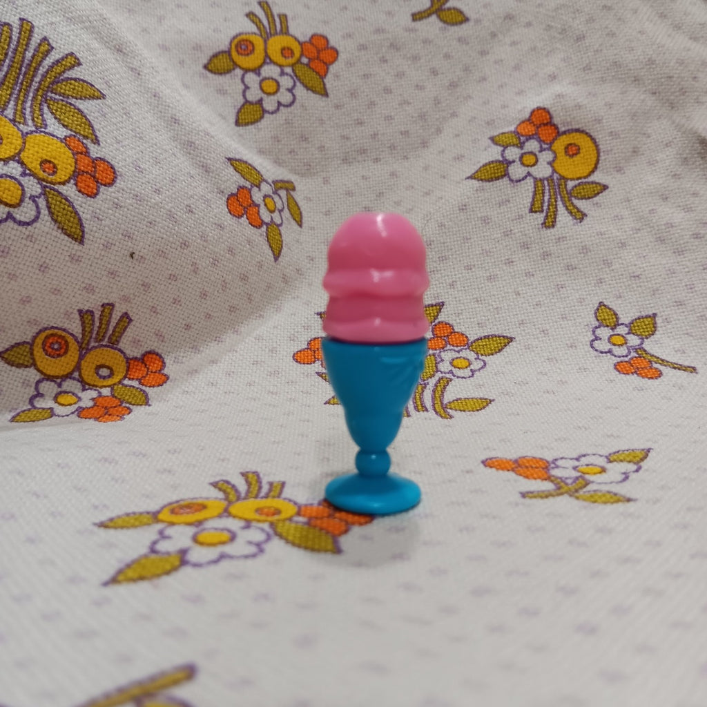 Vintage 1986 Barbie Ice Cream Parlor Shake Machine and Sundae