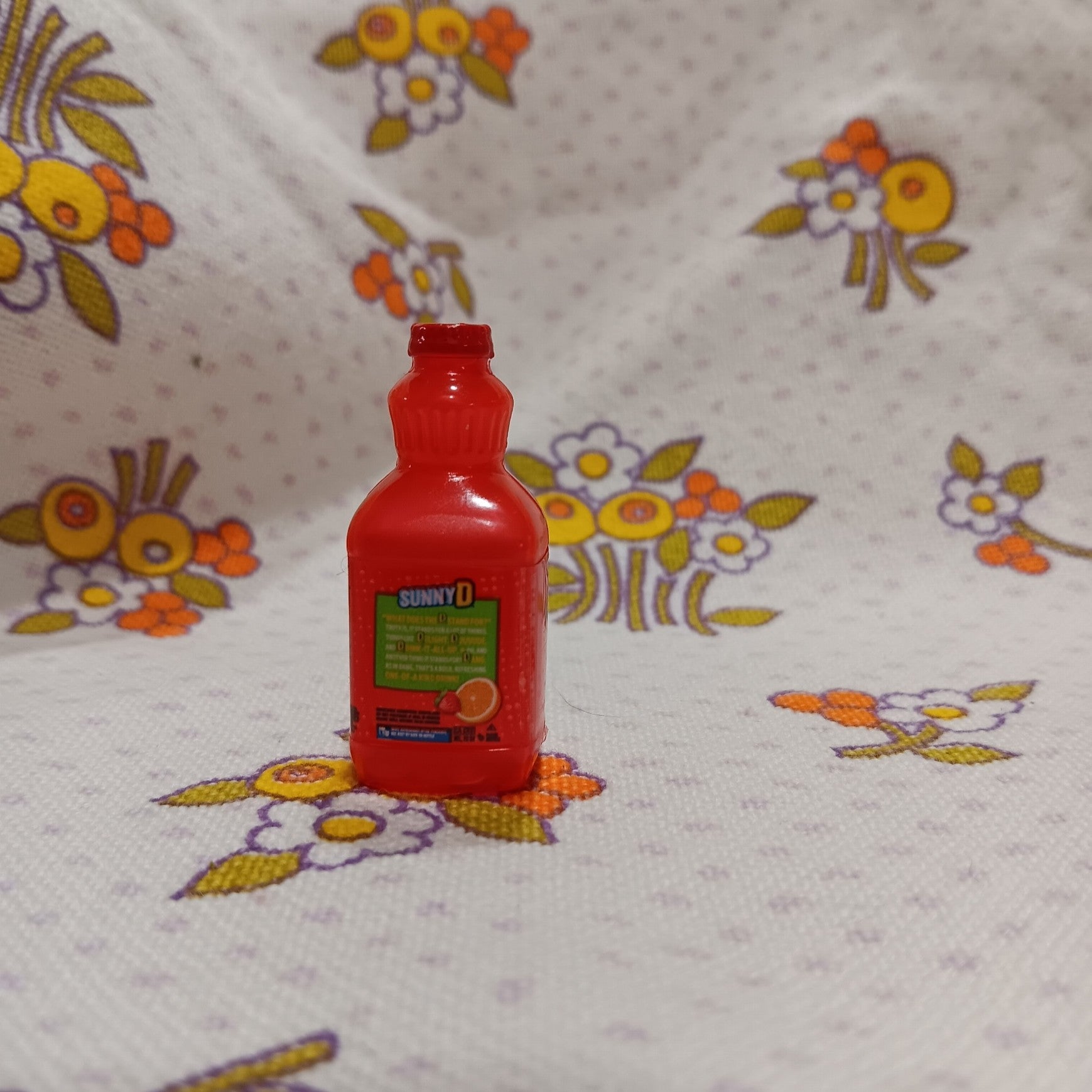 Mini Brands Orange Strawberry Sunny D