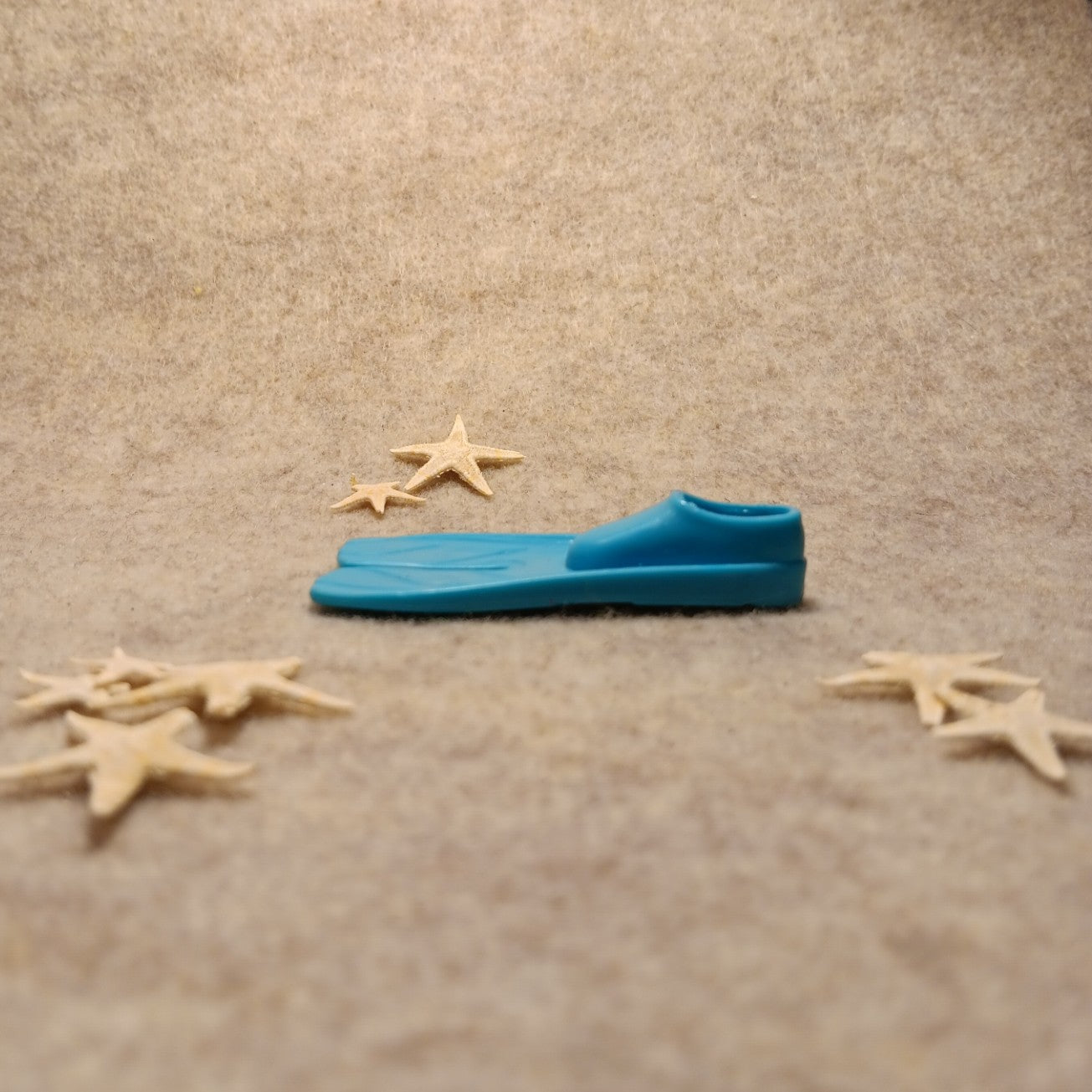 Barbie Dreamtopia Wave Runner Blue Flipper