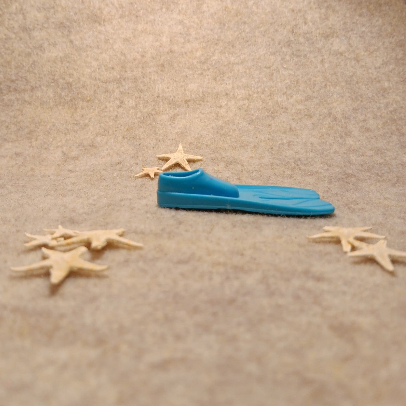 Barbie Dreamtopia Wave Runner Blue Flipper