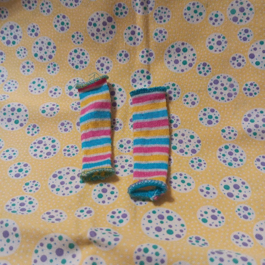 Great Shape Barbie's Leg Warmers