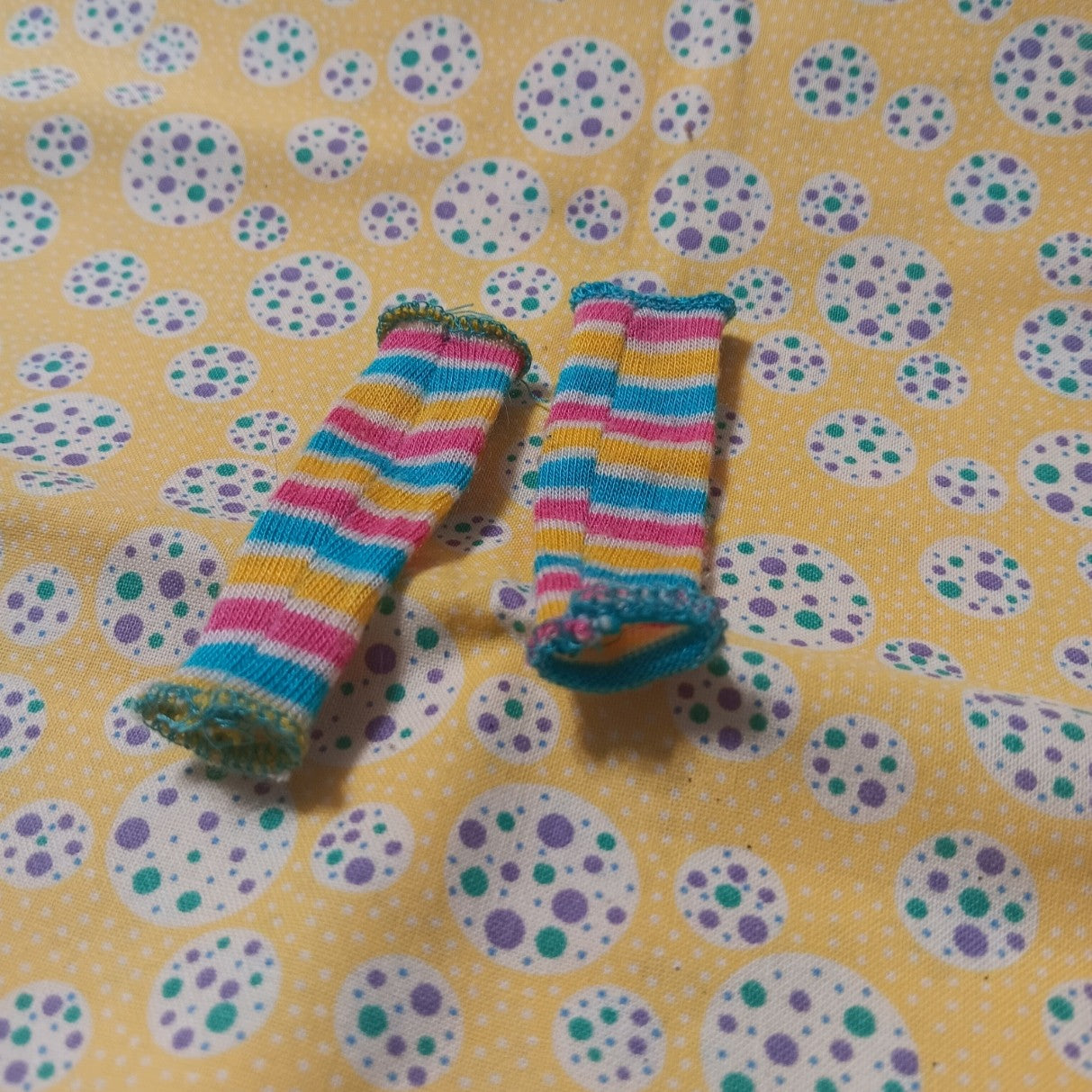 Great Shape Barbie's Leg Warmers