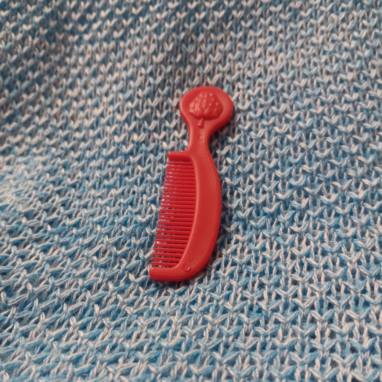 Vintage Strawberry Shortcake Berry Comb