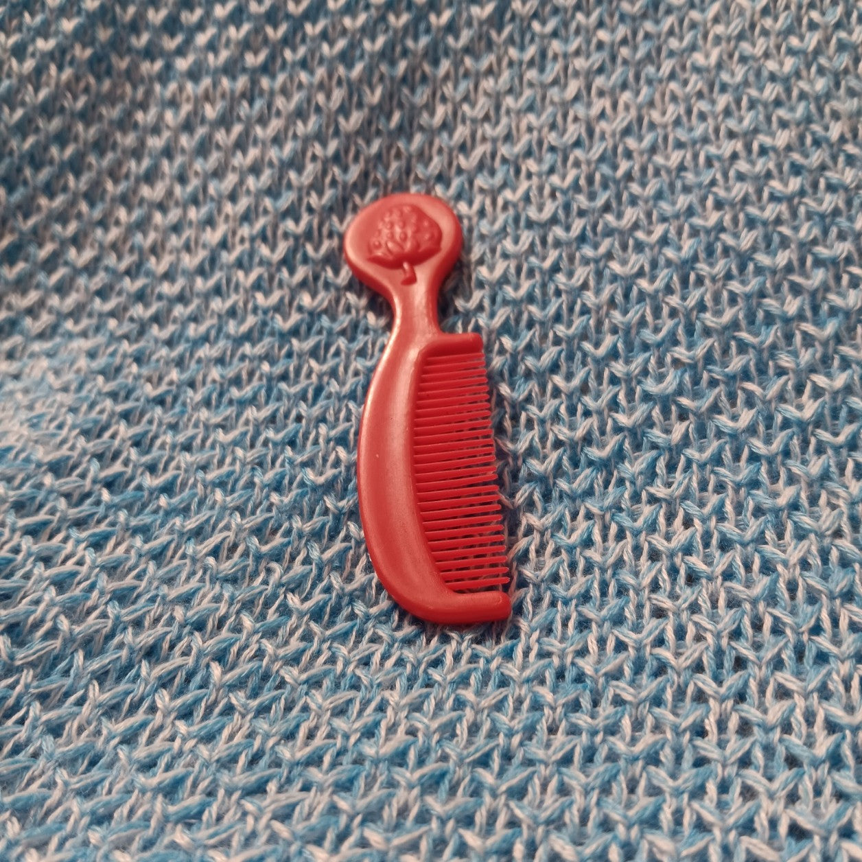 Vintage Strawberry Shortcake Berry Comb